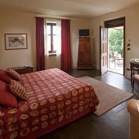 Tiboldi Farm stay